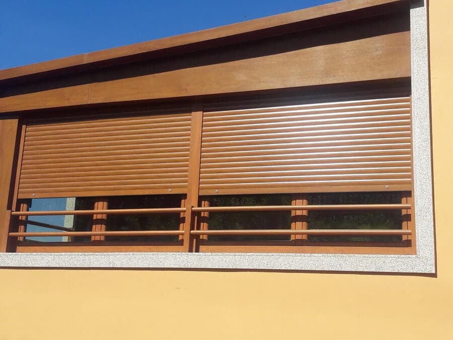 Galerías decorativas para cortinas