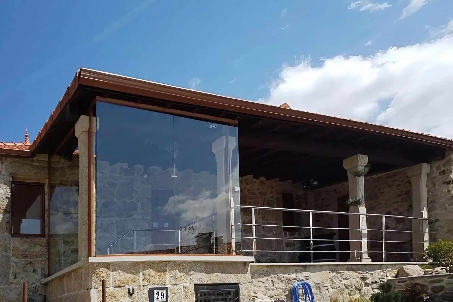 Instalación de galerías de aluminio en Vigo y Redondela