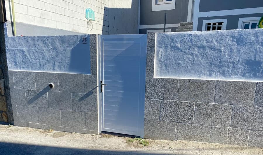 Especialistas en puertas de aluminio en Vigo y Redondela